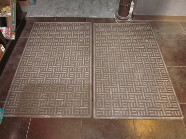 lot 210 image: Two 3 x 5 Entry Rugs