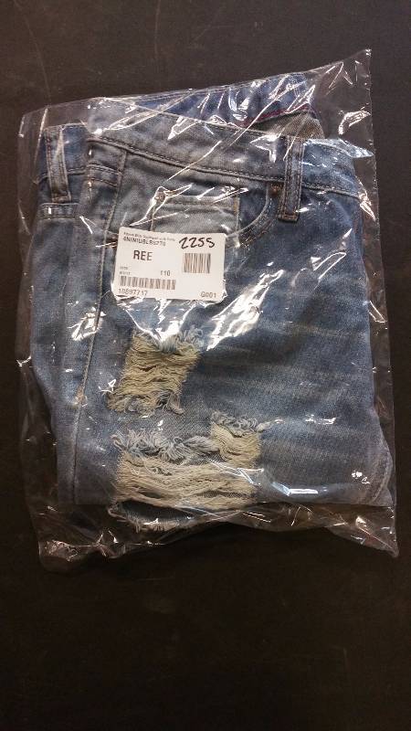 lot 2255 image: Lee Cooper Juniors Emma Slim Boyfriend Rolled-Cuff Jean Light Blue 27