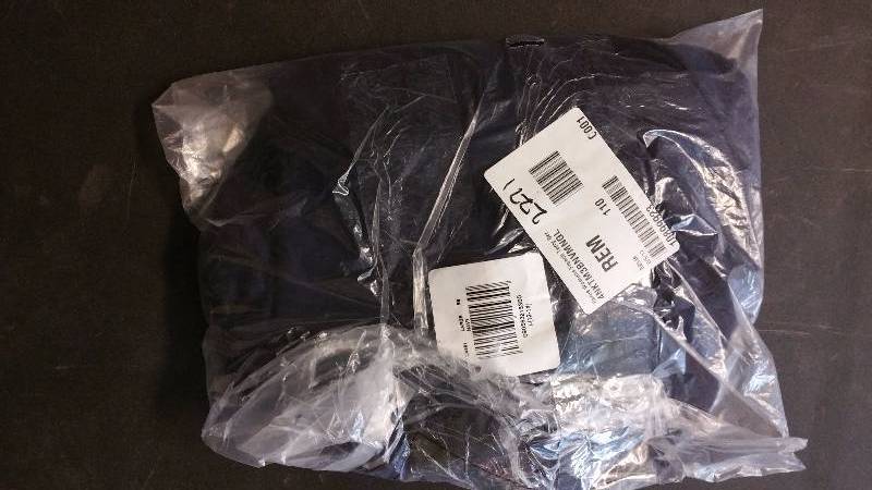 lot 2271 image: Hanes Womens French Terry Bermuda Shorts Navy L