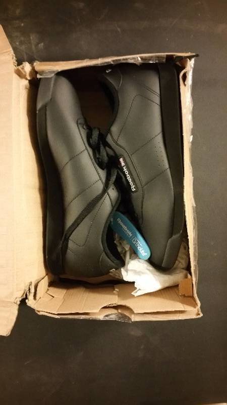 lot 2476 image: Reebok Womens Princess Classic Athletic Shoe Black 11