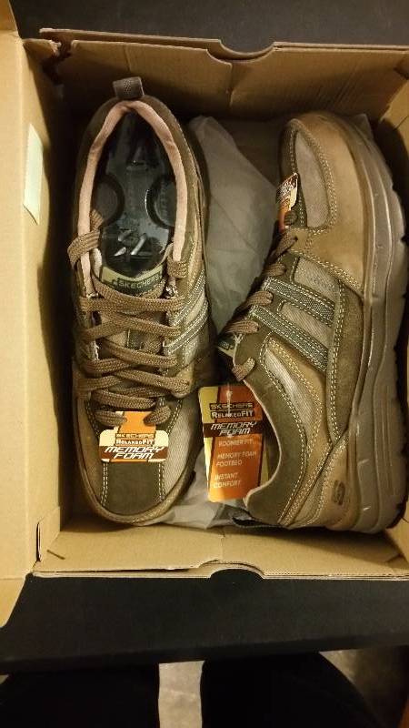 lot 2490 image: Skechers Relaxed Fit Glides Soman Mens Sneaker Oxfords - Desert 7.5