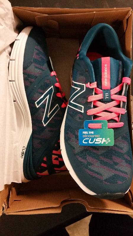 lot 2509 image: New Balance Womens 711v2 Crosstrainer - Teal 9