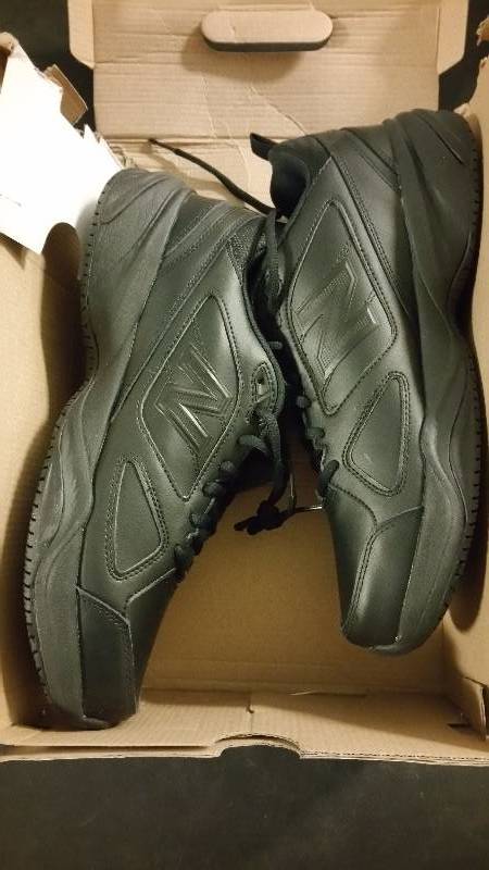 lot 2510 image: New Balance Mens 626v2 Work Shoe - Black 11.5