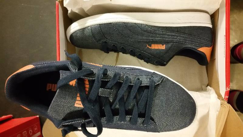 lot 2512 image: Puma Mens Smash Denim Sport Shoe - Navy 9.5