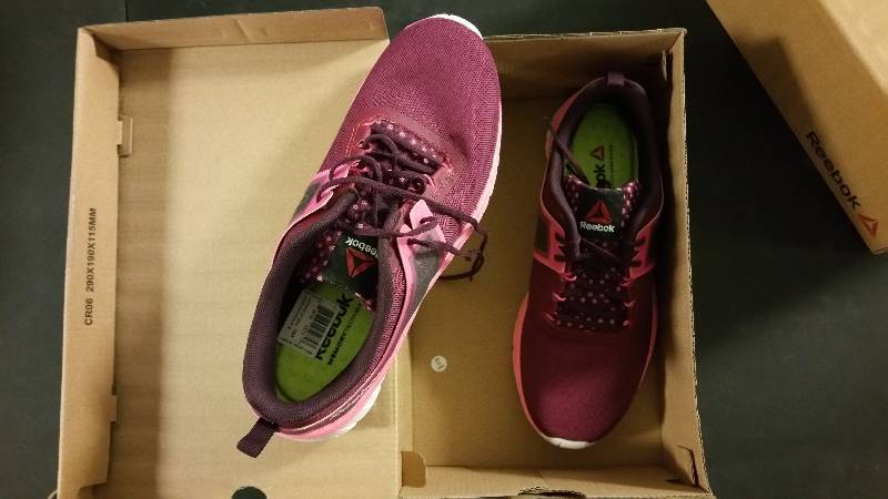 lot 2518 image: Reebok Womens ZBelle Running Shoe - Pink 8