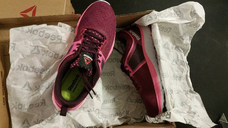 lot 2519 image: Reebok Womens ZBelle Running Shoe - Pink 8.5