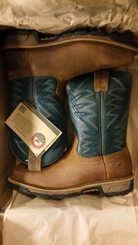 lot 2573 image: Irish Setter by Red Wing Shoes Mens Marshall Work Boot - 2-Tone Blue 8