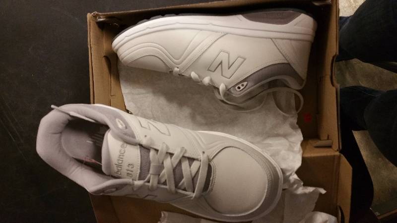 lot 2585 image: New Balance womens Walking Oxford - Wide Taupe 10