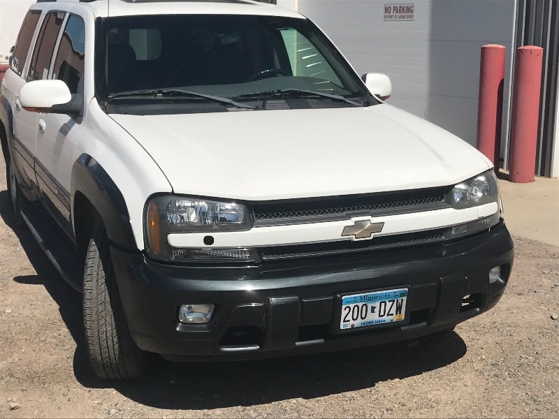 lot 1 image: 2003 Chevrolet Trailblazer ET
