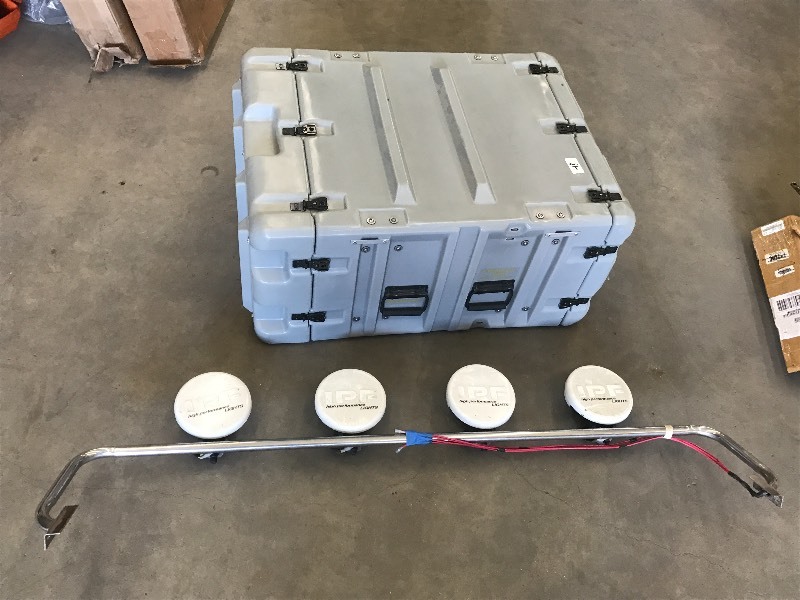 lot 48 image: Large Hardshell Shipping Case (Good...