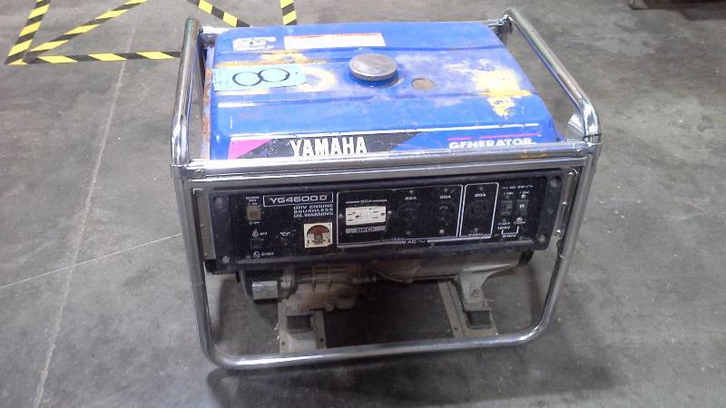 lot 8 image: Yamaha YG4600D Generator