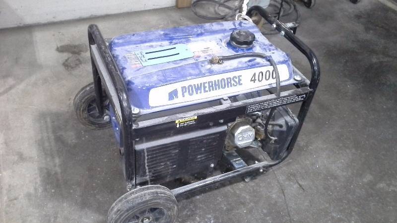 lot 11 image: Powerhorse 4000 Generator