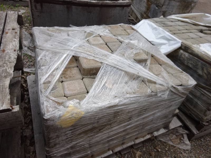 Pallet Pavers