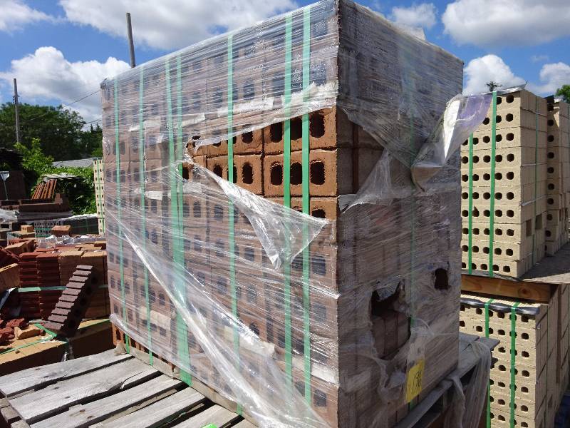 Pallet Small Red 3 Hole