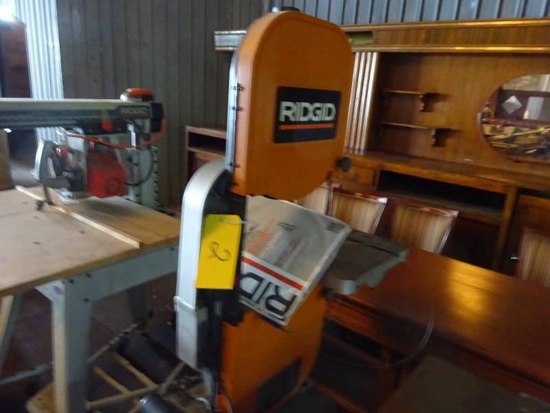 lot 2 image: Ridgid Band Saw