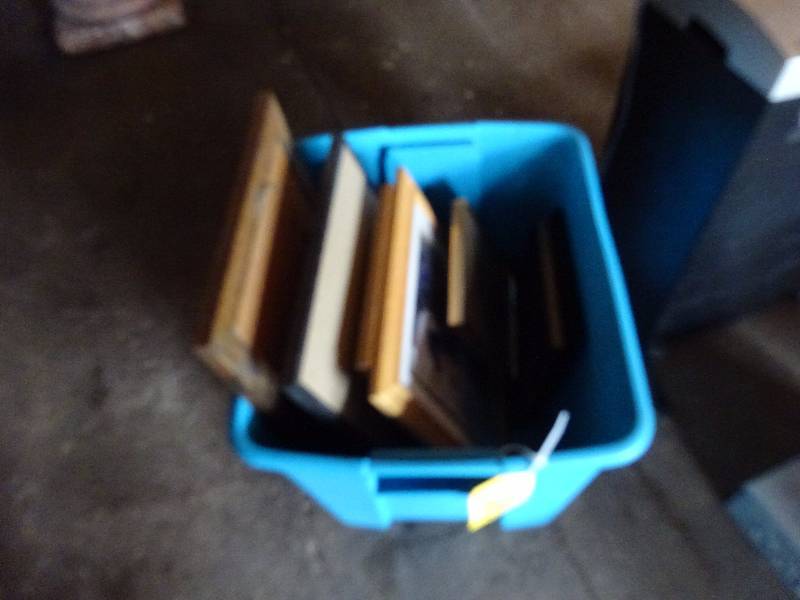 lot 25 image: Lot of Frames and Pictures