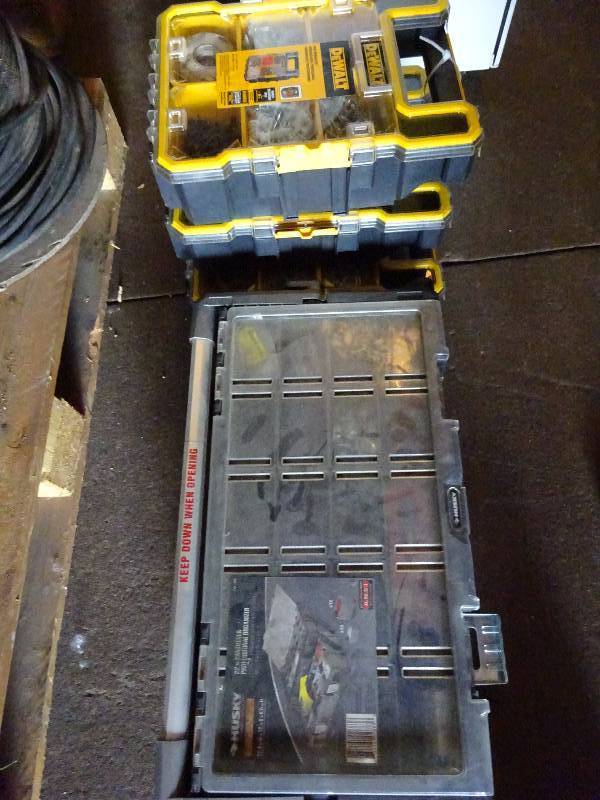 lot 41 image: Lot of 4 Boxes of Fasteners