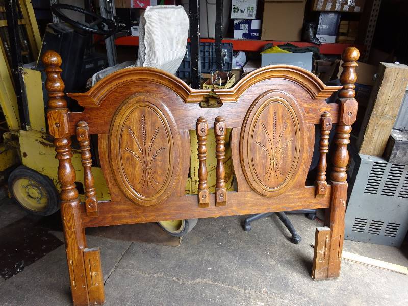 lot 484 image: Queen Bed Frame