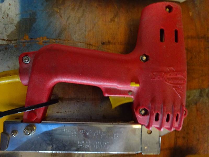 lot 97 image: Power Staplers, Staples