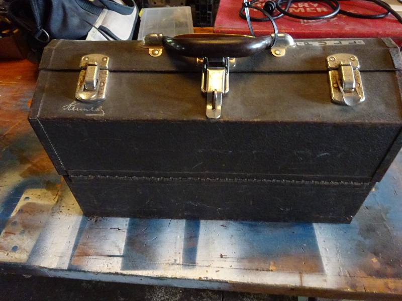 lot 117 image: Tool Box