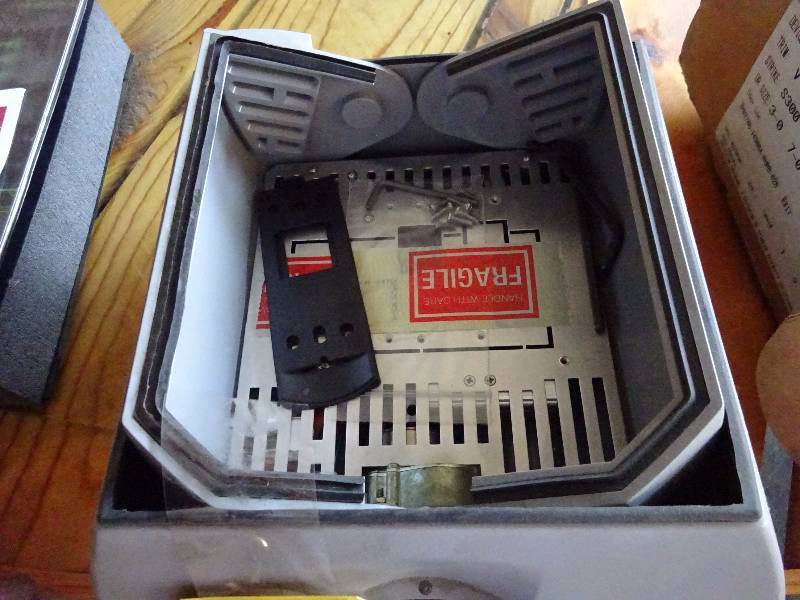 lot 213 image: Biometric Reader wOutside Housing