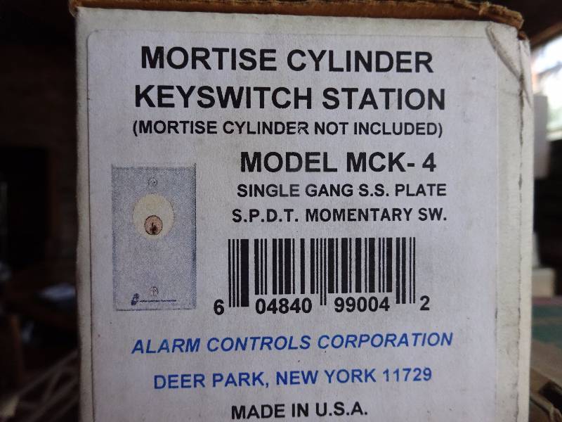 lot 240 image: Mortise Key, Strobe