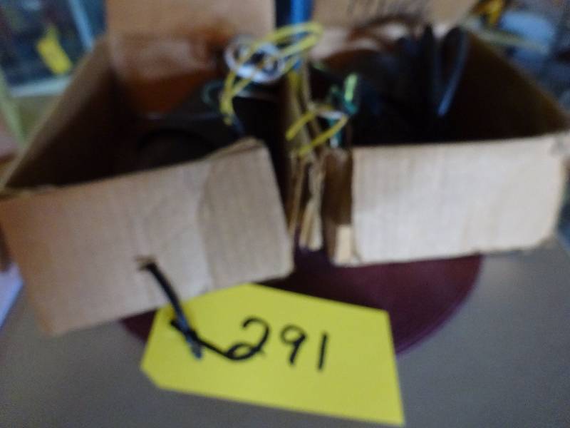 lot 291 image: (2) 12v Key Machine Motors