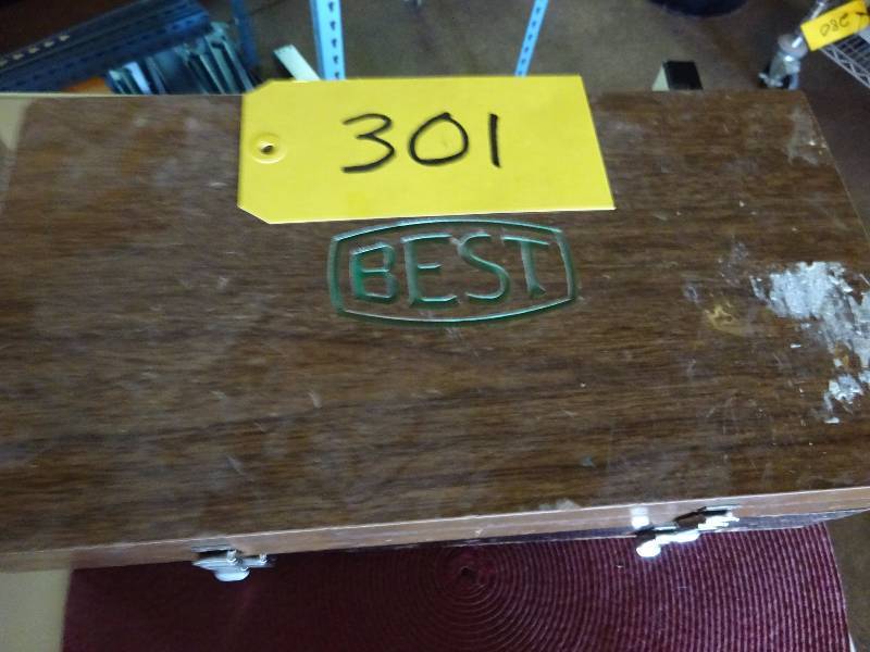 lot 301 image: Best Lock Pin set