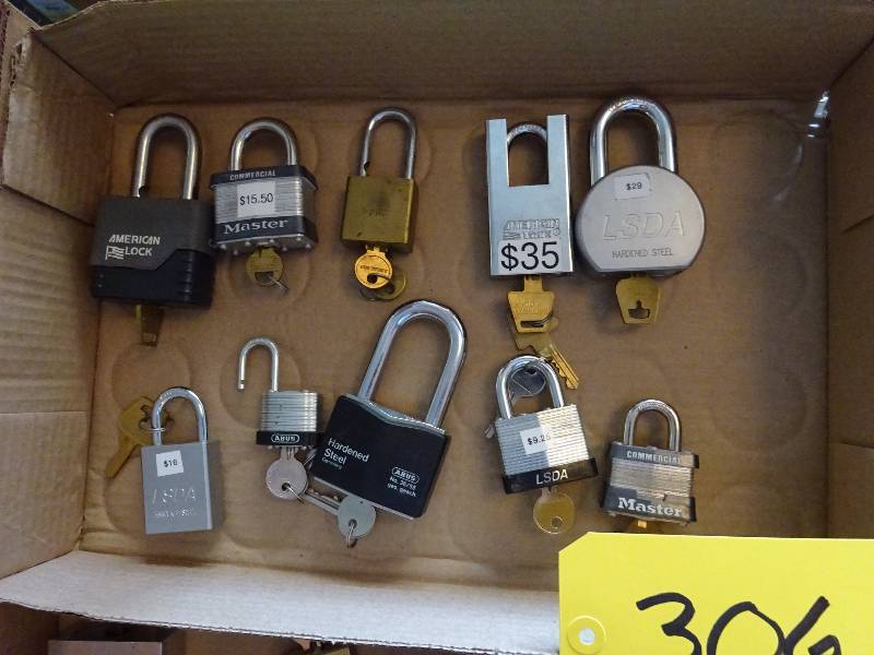 lot 306 image: Padlocks
