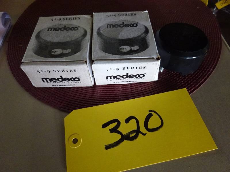 lot 320 image: MEDCO Puck Locks