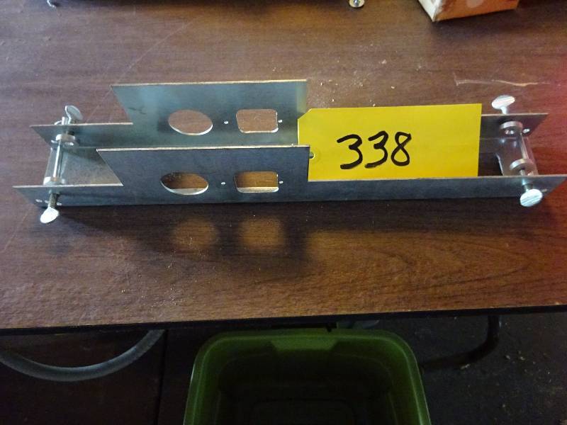 lot 338 image: Aluminium Door Jig