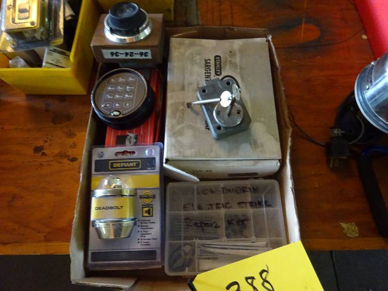 lot 388 image: Misc Locksets, safe Replacement