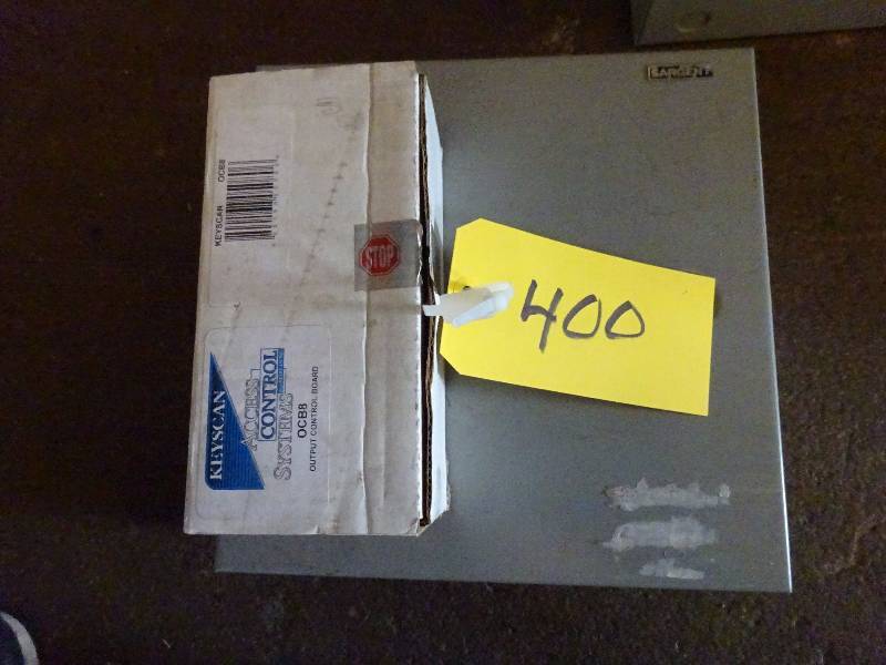 lot 400 image: Box wBoards and New Boards