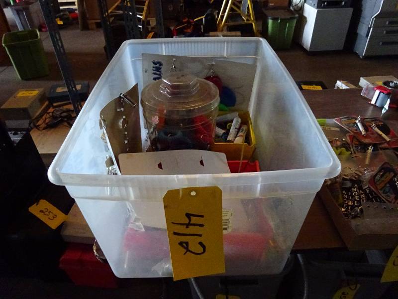 lot 412 image: Key Chains, Novelties