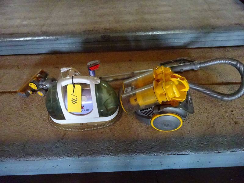 lot 170 image: Bissel Carpet Cleaner, All Floor Hepa