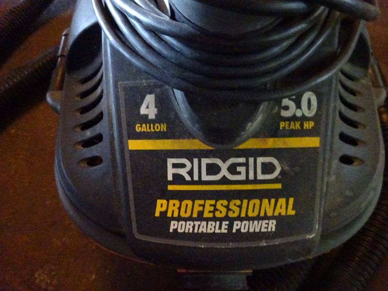lot 171 image: Ridgid Vacuum