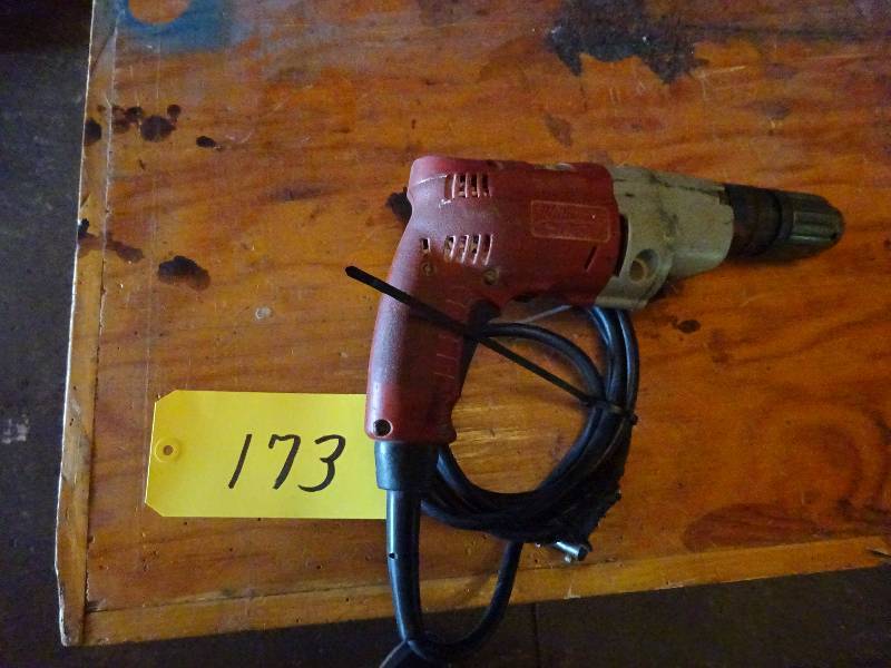 lot 173 image: Milwaukee Hammer drill