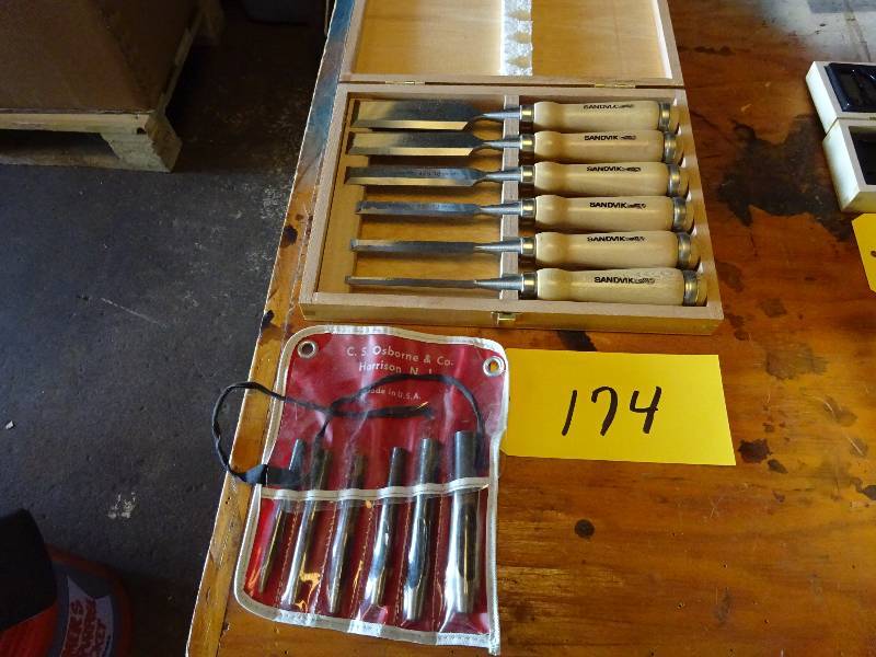 lot 174 image: Sanvik Chisel, Osborne Belt Punch Set