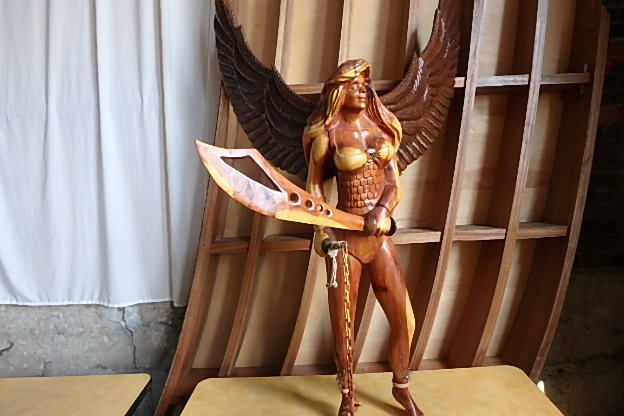lot 541 image: Battle Bi#ch