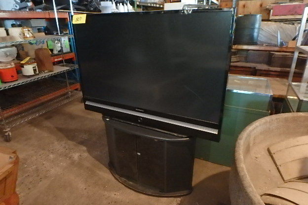 lot 507 image: Big Screen TV