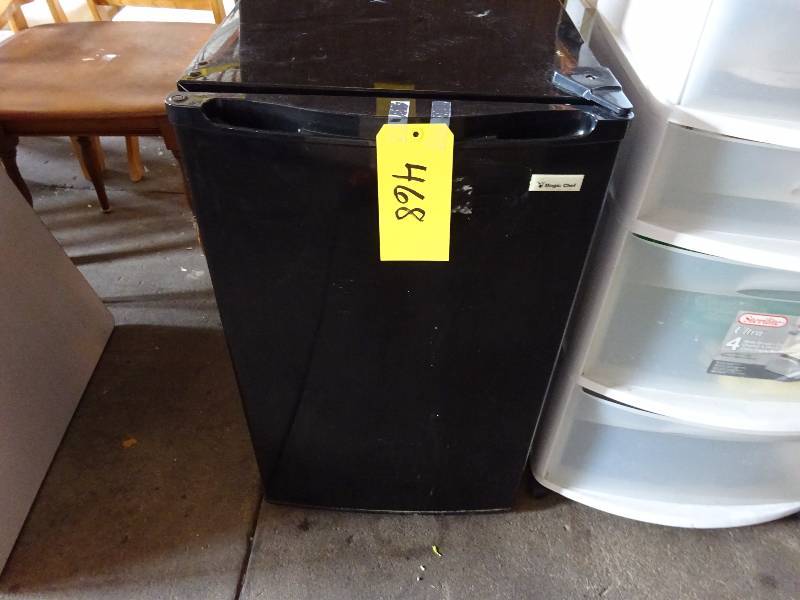 lot 468 image: Black Apartment Fridge