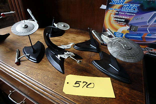 lot 570 image: (3) Pewter Star Trek Pieces