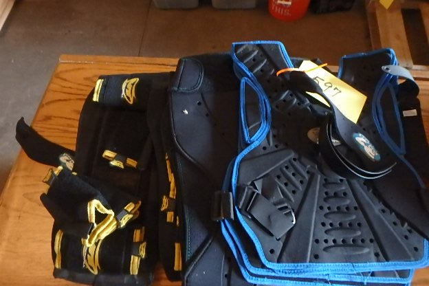 lot 597 image: Paint Ball Protective gear