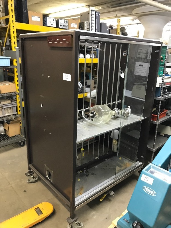 Lab cabinet