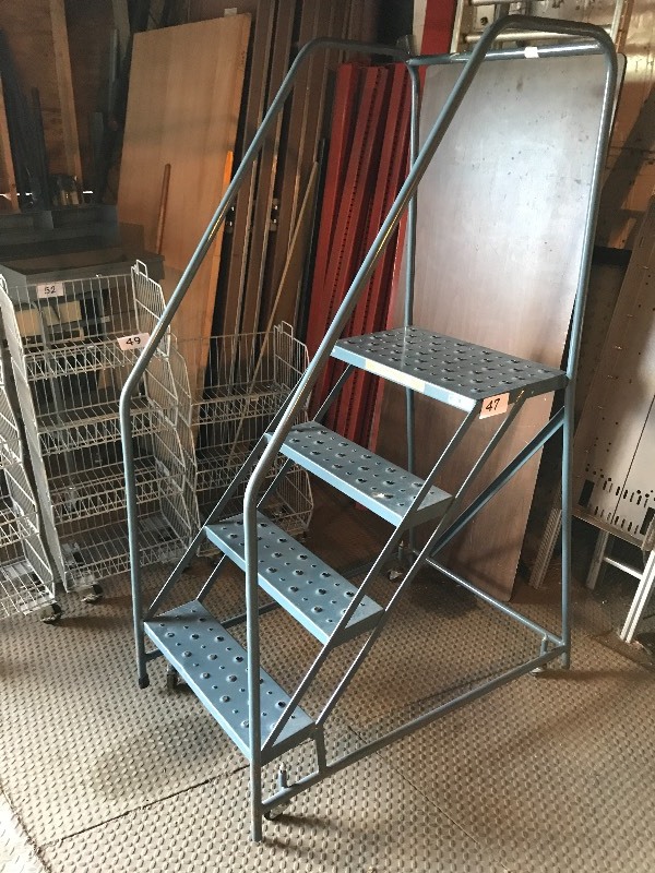 Safety ladder