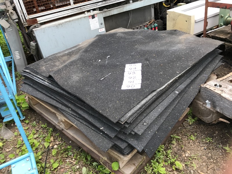 Lot of 20 mats