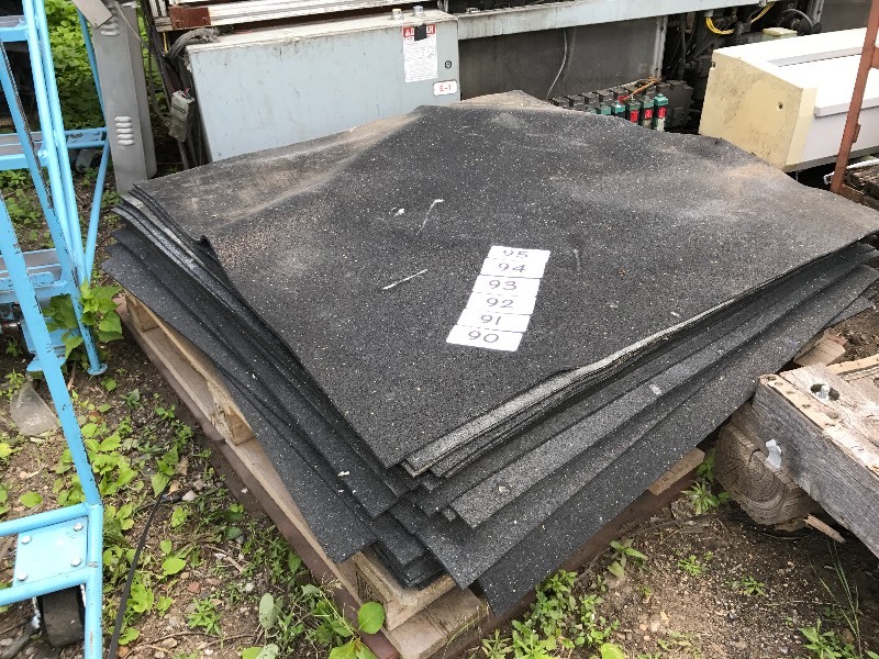Lot of 20 mats