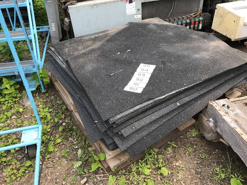Lot of 20 mats