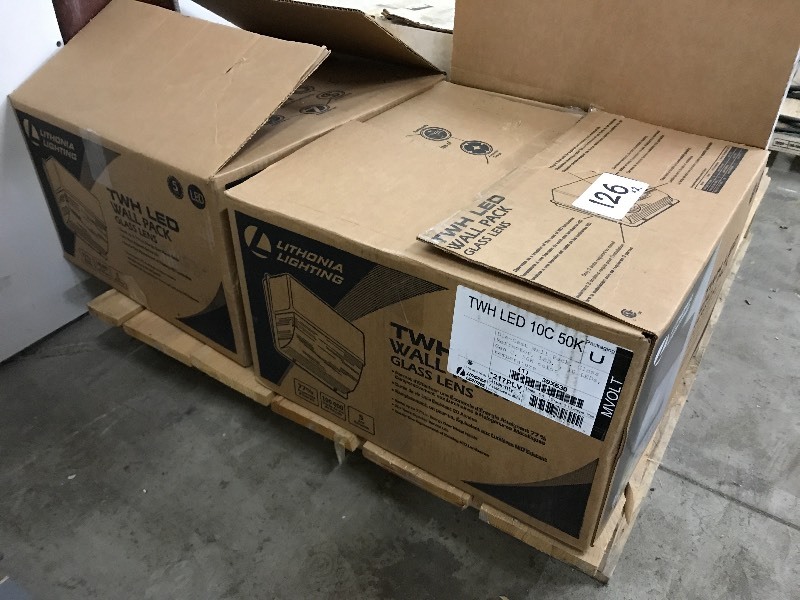 2 wall pack lights