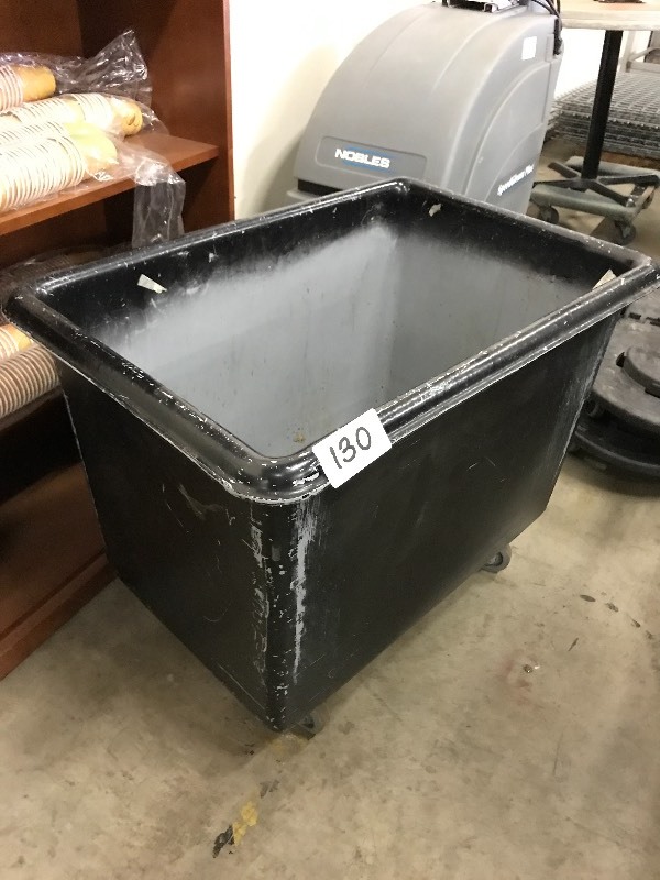 Laundry tub